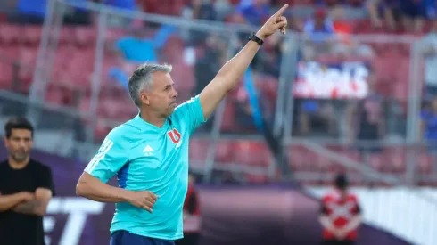 Gustavo Álvarez tomó dura decisión con canterano azul