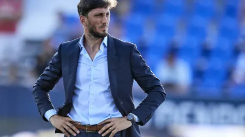 El DT trasandino rechazó el ofrecimiento de Colo Colo 
