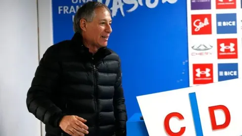 Ariel Holan podría volver a dirigir en el fútbol chileno
