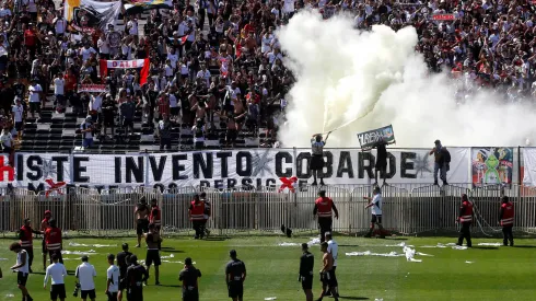 El arengazo de la Garra Blanca terminó con ocho detenidos y varios incidentes en la capital 
