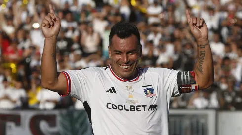 Esteban Paredes elogia a futbolista de Colo Colo. (Foto: Photosport)