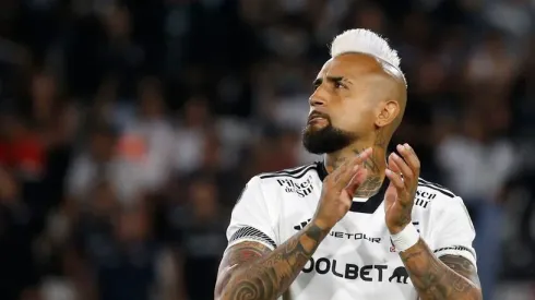 Jugador de Trinidense quedó con los ojos brillosos con Arturo Vidal.
