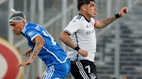 Matías Sepúlveda sufrió duro golpe en el duelo entre Universidad de Chile y Colo Colo.
