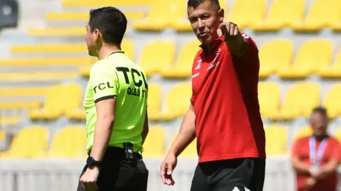 Jorge Almirón fue expulsado en la visita de Colo Colo a Coquimbo Unido. (Foto: Photosport)
