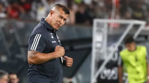 La gran noticia que entusiasma a Jorge Almirón en Colo Colo para el 2024
