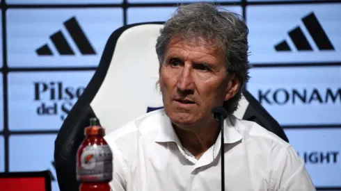 Morón juega al misterio con el posible nuevo refuerzo albo.
