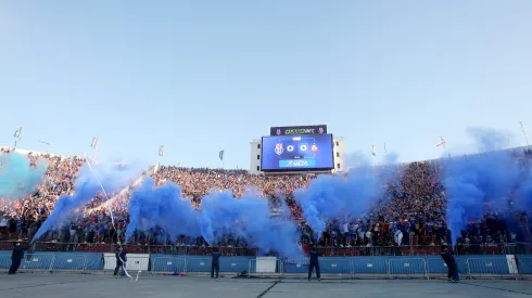 Barra de Universidad de Chile cantó contra la directiva.
