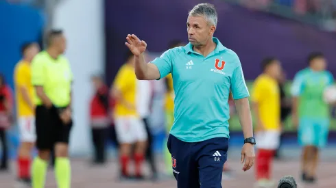 Gustavo Álvarez dejó fuera de la citación de Universidad de Chile a un foráneo.