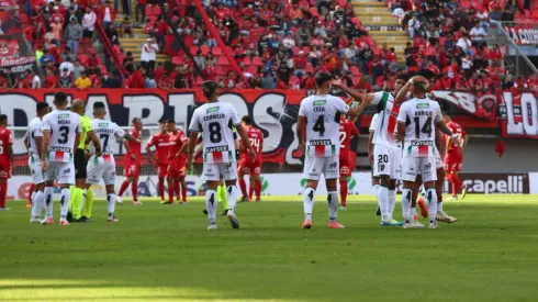Tabla: Palestino amenaza a la U