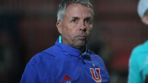 Gustavo Álvarez fue advertido de un problema de Huachipato.
