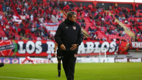 Descartan salida de Emiliano Astorga desde Cobreloa.
