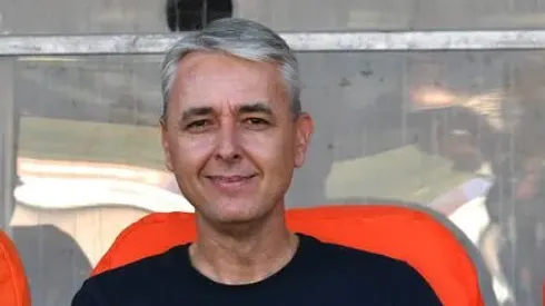 Aseguran que Tiago Nunes no está conforme con jugador de la UC.
