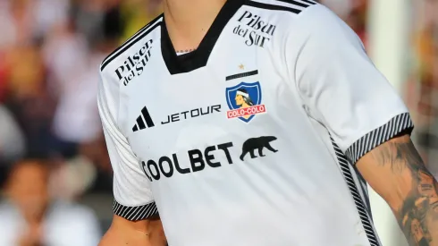 Colo Colo podría tener un nuevo main sponsor en 2025. (Foto: Photosport)
