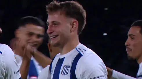 Bruno Barticciotto marca gol en Talleres de Córdoba. (Foto: ESPN)
