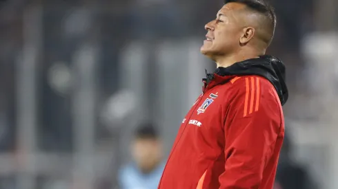 Jorge Almirón busca alternativas para reforzar a Colo Colo. (Foto: Jonnathan Oyarzún/Photosport)