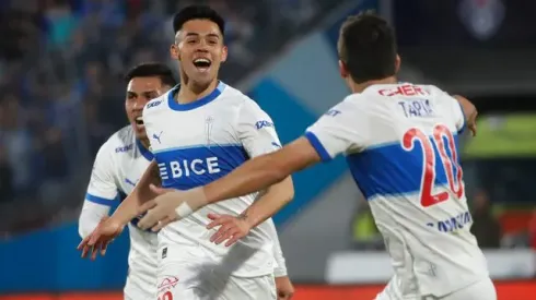 En la Universidad Católica tendrían listo al reemplazante de Alexander Aravena
