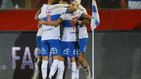 Universidad Católica sigue presionando a Universidad de Chile en la tabla de posiciones<br />
(Foto: Marcelo Hernandez/Photosport)