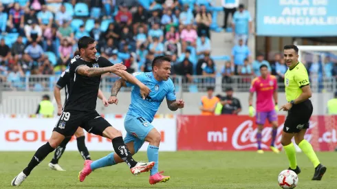Una sanción podría caer tras el aprtido de Deportes Iquique y Colo Colo. (Foto: Álex Díaz/Photosport)
