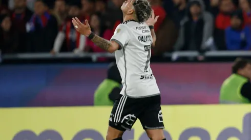 Carlos Palacios le dio a Colo Colo el gol de la clasificación en Copa Libertadores. (Foto: Photosport)
