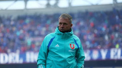 Ex jugador de Universidad de Chile sospecha de Gustavo Álvarez.
