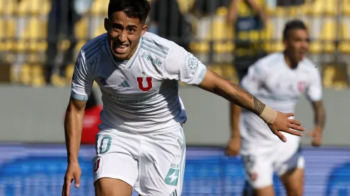 Lucas Assadi le da el triunfo a la U sobre Everton
