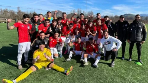 Equipo de Proyección le da una gran noticia a Colo Colo. (Foto: @colocolofutboljoven)
