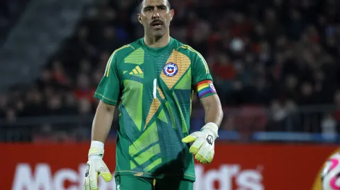 Claudio Bravo no descarta jugar en este país tras la Copa América.
