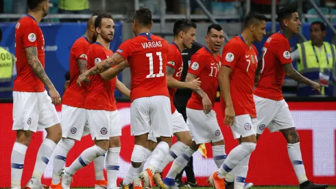 Bicampeón de Copa América con La Roja llegó hasta el hotel de la concentración chilena 
