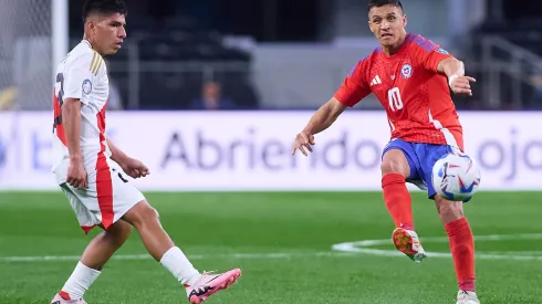 Alexis Sánchez recibe duras críticas por su liderazgo en La Roja.
