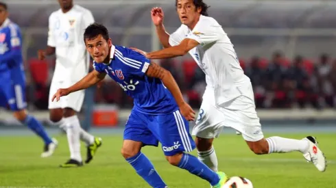 Charles Aránguiz suena en Universidad de Chile.