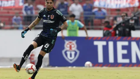 Gabriel Castellón no se encuentra presente en el encuentro de la U en La Calera. (Foto: Photosport)
