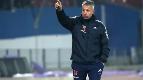 Gustavo Álvarez sigue confiando en la promesa de Universidad de Chile.
