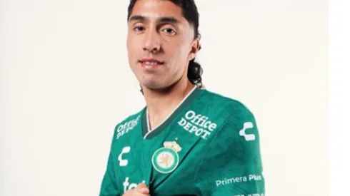 Luciano Cabral fue presentado a lo crack en México
