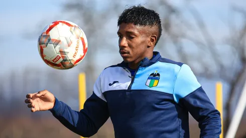 Zapata se pone a pie de cañón con O’Higgins: “Espero darle…”.
