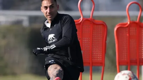 Javier Correa enciende las alarmas en Colo Colo.
