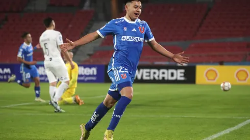 Ignacio Vásquez pisa fuerte en el plantel de Universidad de Chile.
