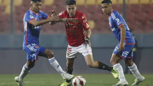 Tito Awad quiere a Jonathan Villagra en Universidad de Chile. 
