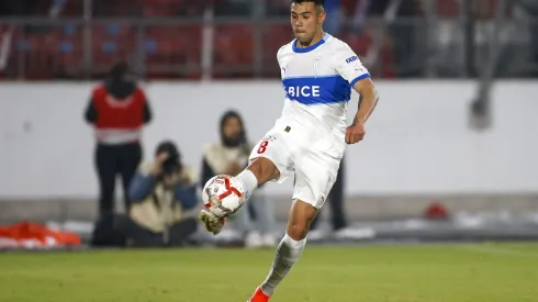 Ídolo de la UC expresa su preocupación tras la partida de Aravena<br />
(Foto: Jonnathan Oyarzun/Photosport)
