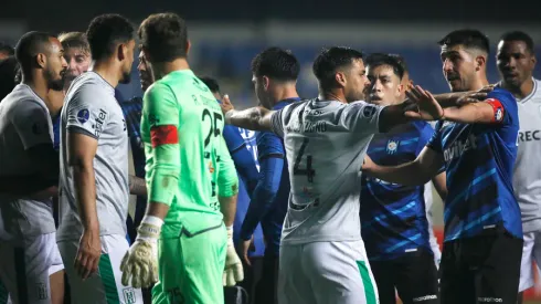 Huachipato cae luchando en Copa Sudamericana
