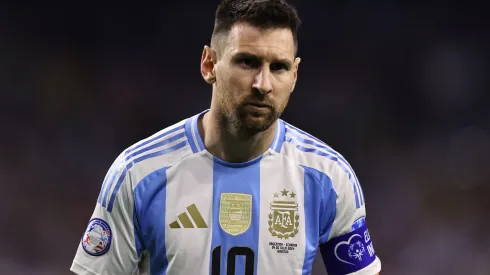 Le piden a Lionel Messi salir a pedir disculpas.

