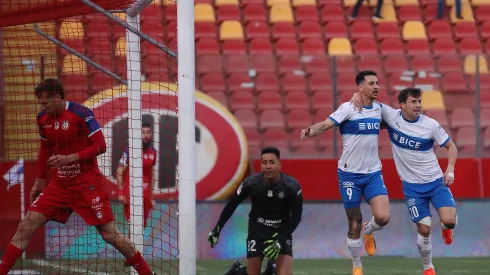 Universidad Católica venció a Unión La Calera. (Foto: Pepe Alvújar/Photosport)