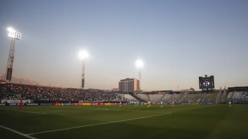Colo Colo recibe a la Unión Española en el Monumental. (Foto: Photosport)
