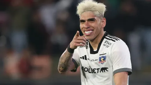 Carlos Palacios marcó de penal para Colo Colo ante la Unión Española. (Foto: Photosport)
