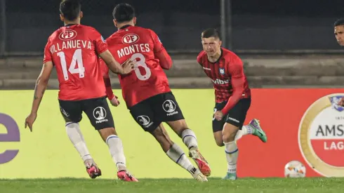 Huachipato avanza en Copa Sudamericana
