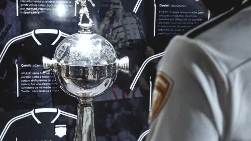 Colo Colo oficializó su nuevo fichaje.
