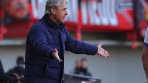 Tiago Nunes se refirió al polémico penal a favor de la UC.
