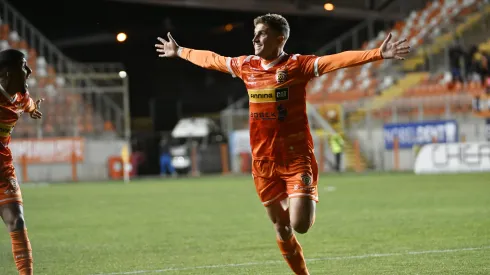 Cobreloa sale de la zona de descenso. (Foto: Photosport)
