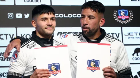 Cristián Riquelme y Mauricio Isla fueron presentados en Colo Colo. (Foto: Javier Salvo/Photosport)
