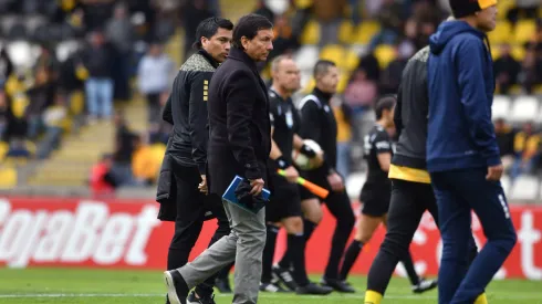 En Coquimbo Unido quedaron muy disconformes con el arbitraje. (Foto: Photosport) 
