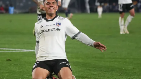 Vicente Pizarro le da el triunfo a Colo Colo en el Monumental en la ida. (Foto: Photosport)
